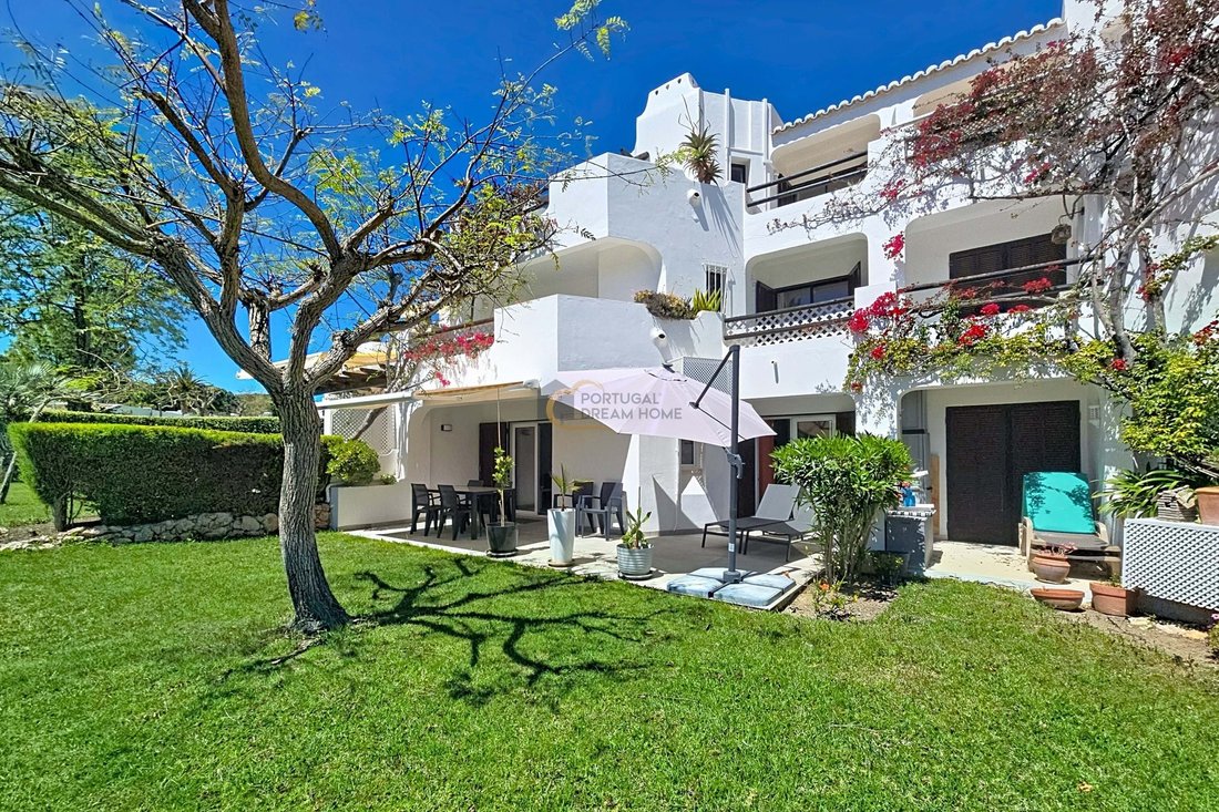 Apartment in Olhos de Agua, Algarve, Portugal 1 - 17837878