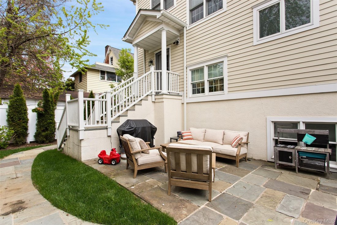 House in Tuckahoe, New York, United States 3 - 17836477