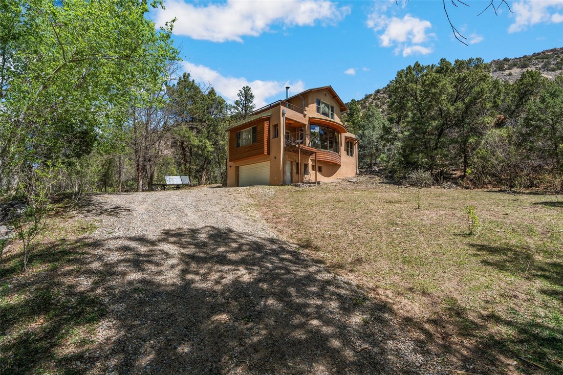 House in Cañones, New Mexico, United States 3 - 17837763