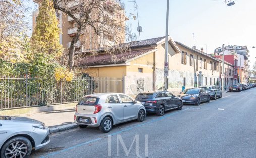 Apartamento en Navigli - Porta Genova, Milán, Italia 1