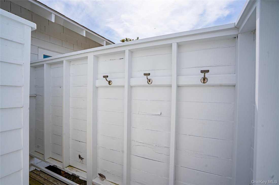 House in Bay Shore, New York, United States 2 - 17836266
