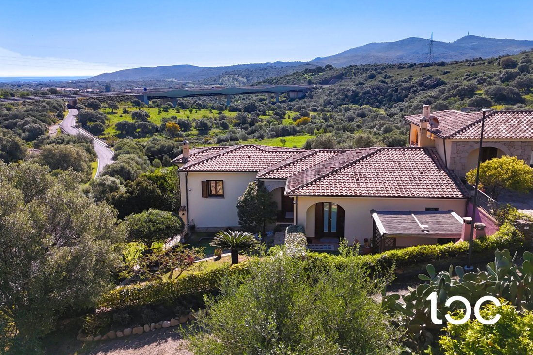 Villa in San Teodoro, Sardinia, Italy 1 - 14052432
