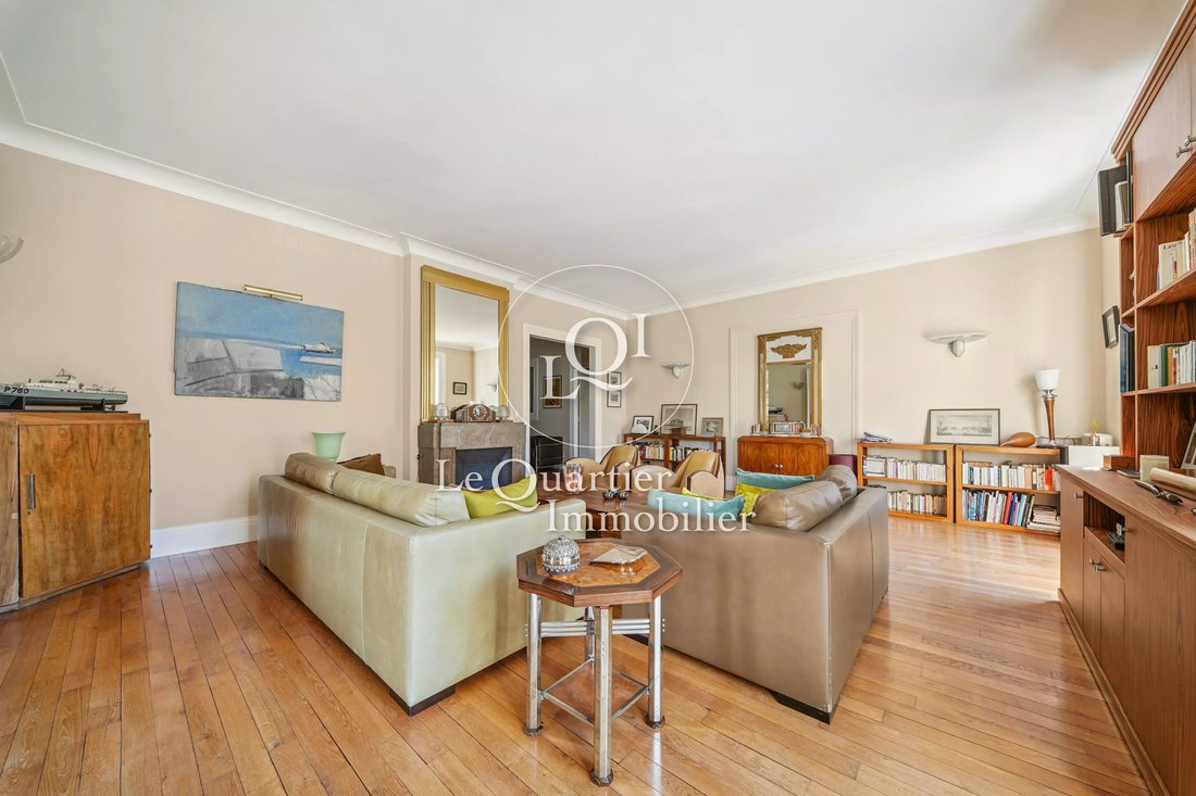 Apartment in Bois de Boulogne, Paris 16e Arrondissement, Paris 1 - 17837219