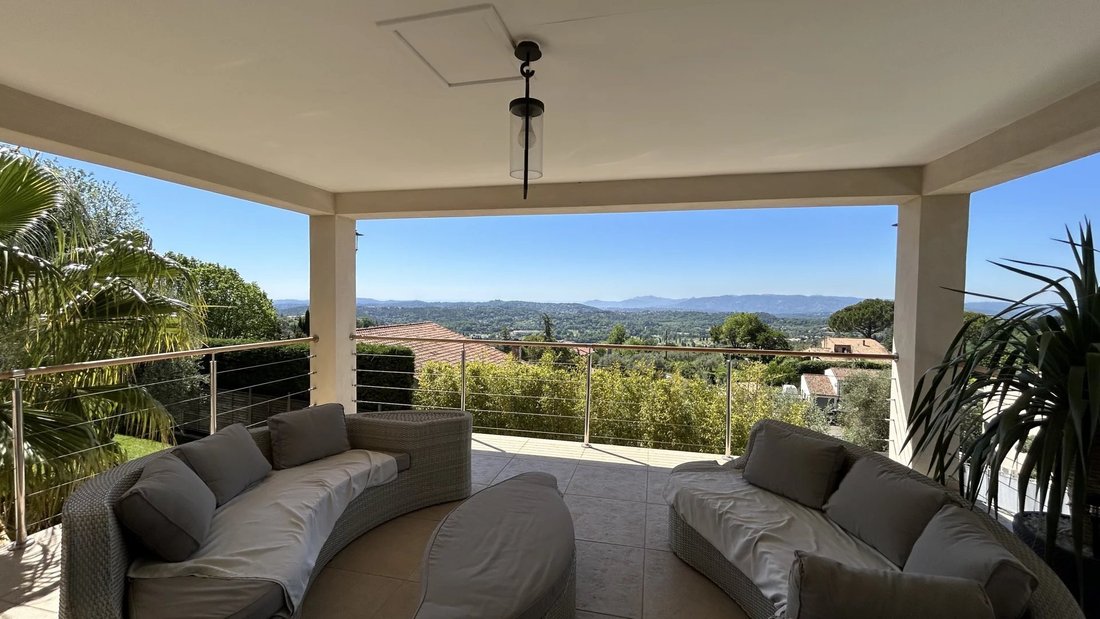Estate in Châteauneuf-Grasse, Provence-Alpes-Côte d'Azur, France 5 - 17837401