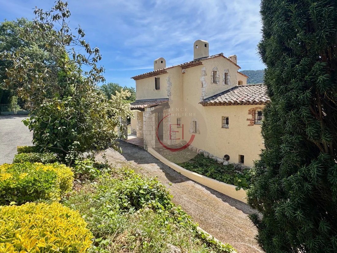 Villa in Les Adrets-de-l'Estérel, Provence-Alpes-Côte d'Azur, France 3 - 17772040