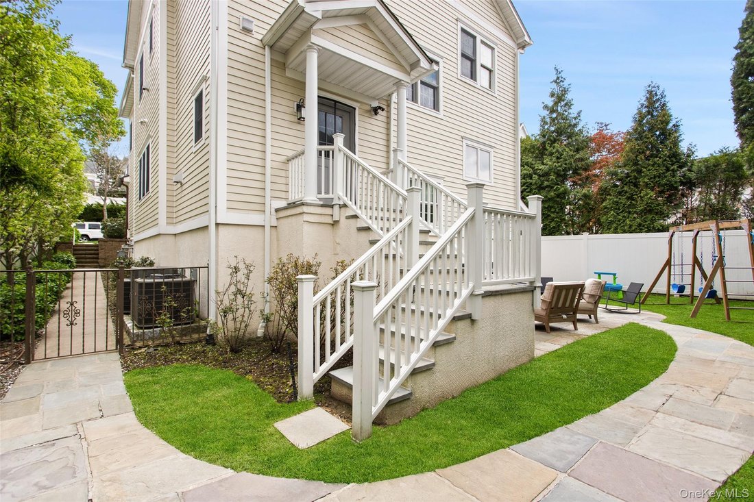 House in Tuckahoe, New York, United States 4 - 17836477