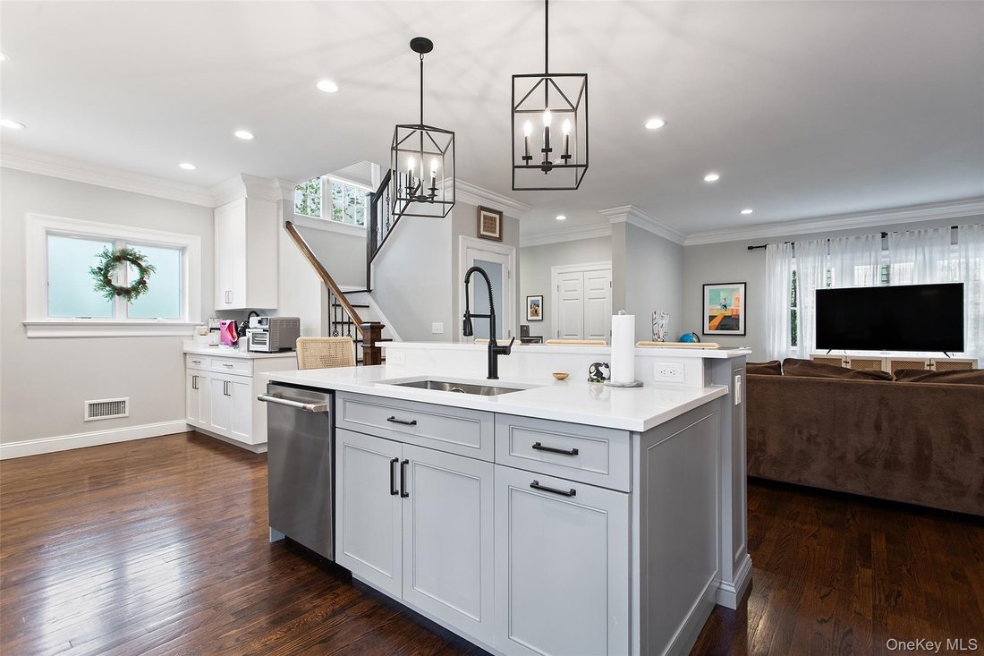 House in Tuckahoe, New York, United States 5 - 17836477