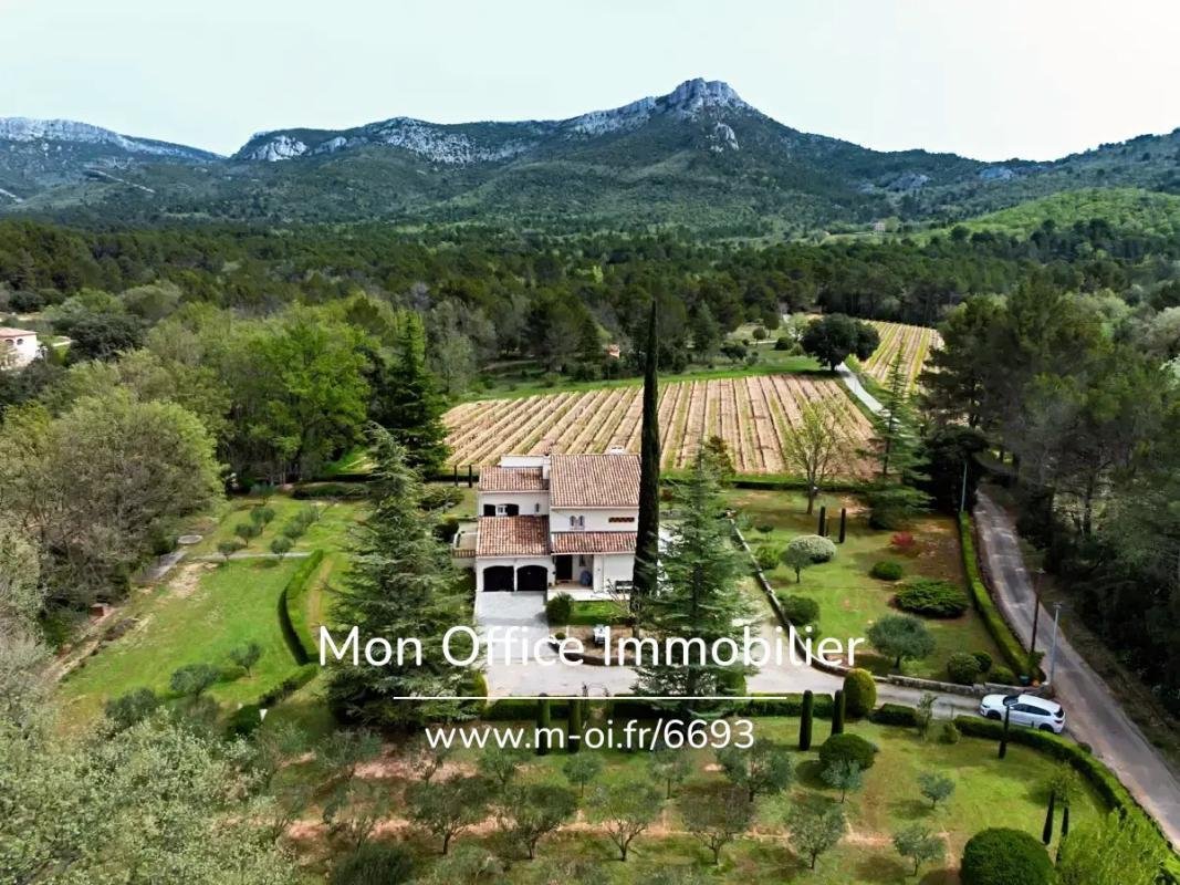 Maison à Trets, Provence-Alpes-Côte d'Azur, France 1 - 17837088