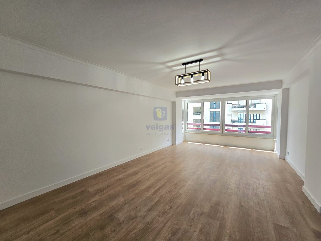 Apartment in Sao Domingos de Benfica, Lisbon, Portugal 2 - 17837876