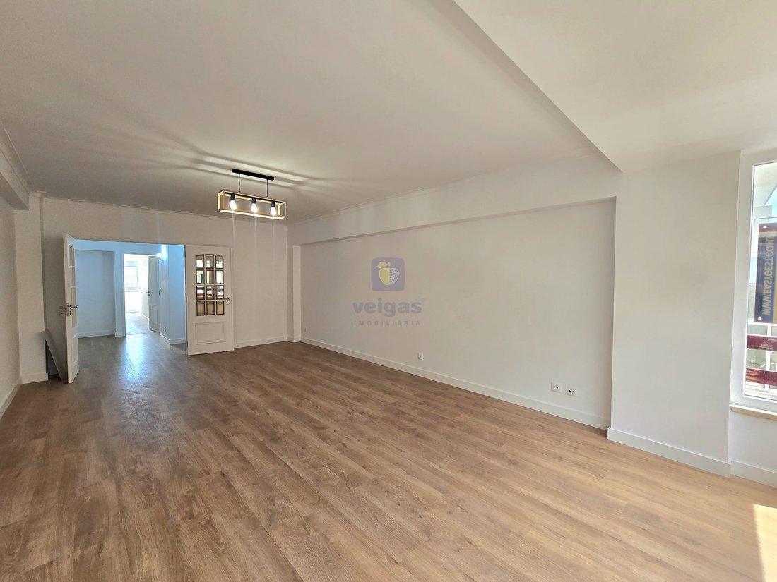 Apartment in Sao Domingos de Benfica, Lisbon, Portugal 1 - 17837876