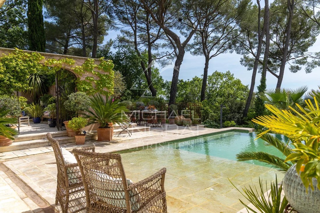 Estate in Vaugines-Les Faisses-Peyrard, Draguignan, France 3 - 17837338
