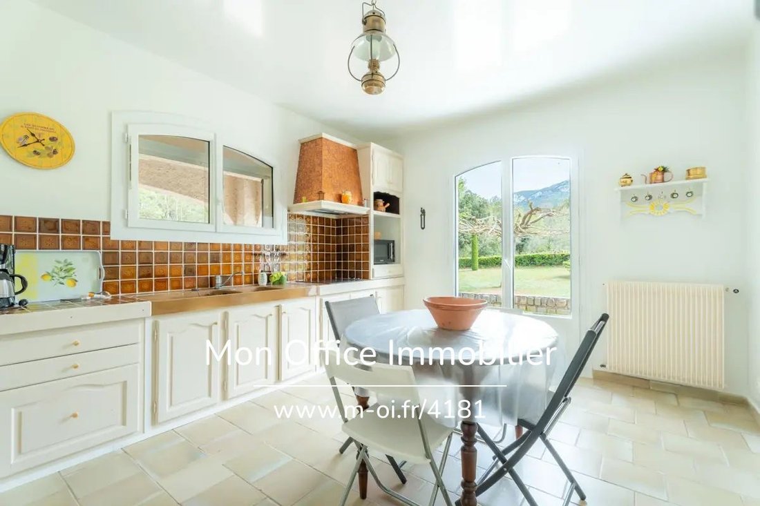 Maison à Trets, Provence-Alpes-Côte d'Azur, France 5 - 17837088