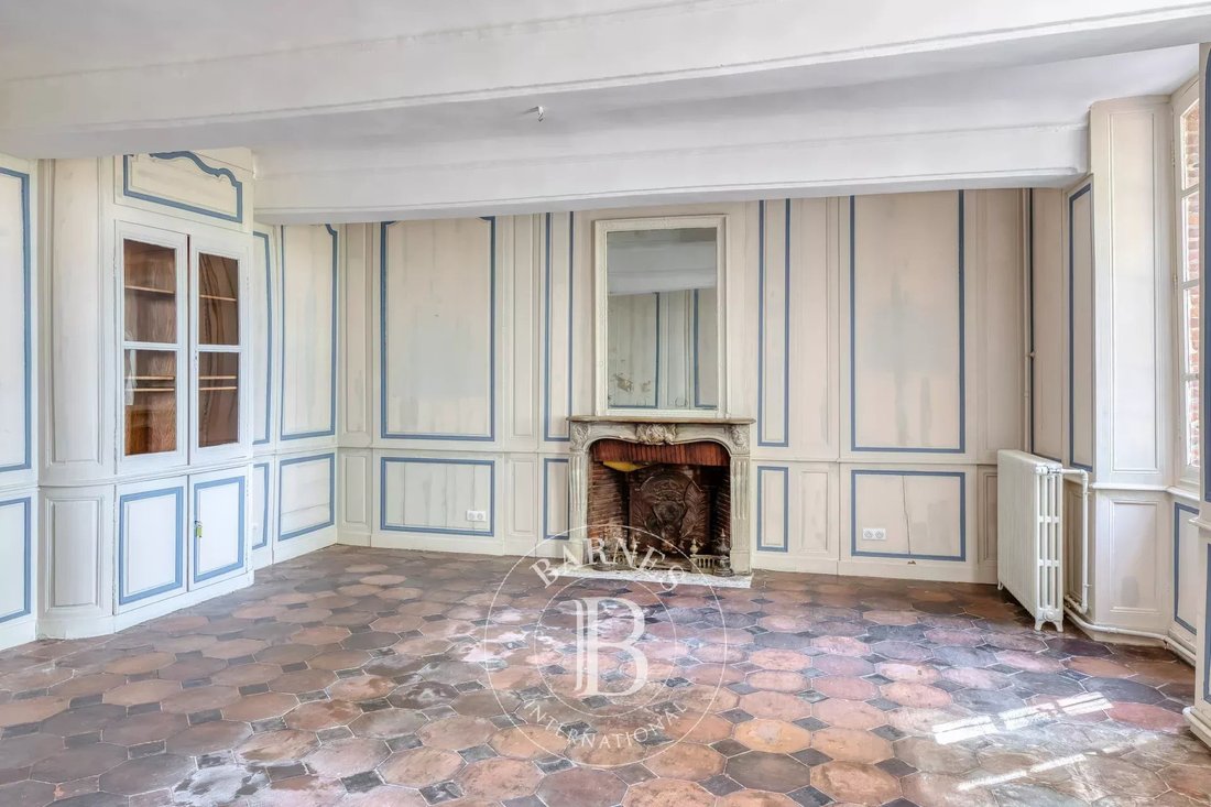 Estate in Centre Ville, Gournay-en-Bray, France 4 - 17837607