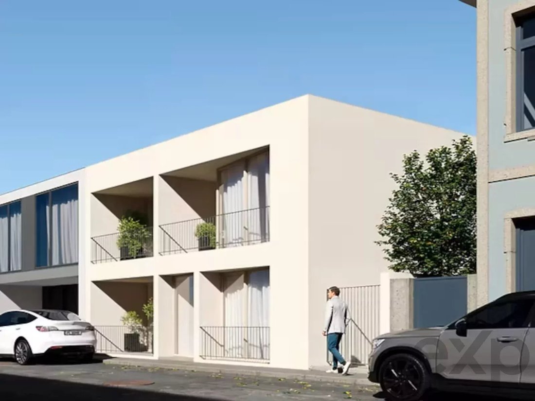 Apartment in Matosinhos e Leca da Palmeira, Porto District, Portugal 1 - 17837061