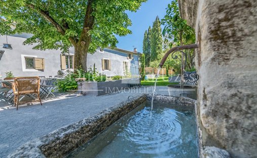 Haus in Uzès, Okzitanien, Frankreich 1