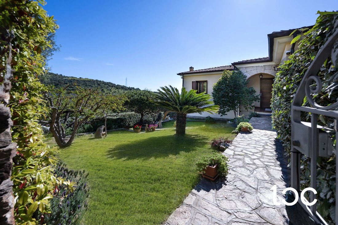 Villa in San Teodoro, Sardinia, Italy 2 - 14052432