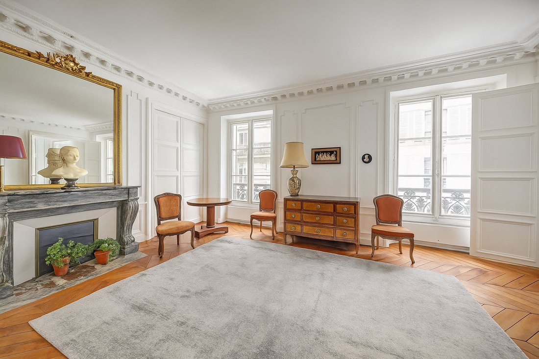 Apartment in Elysées-Madeleine, Paris 8e Arrondissement, Paris 1 - 17837512