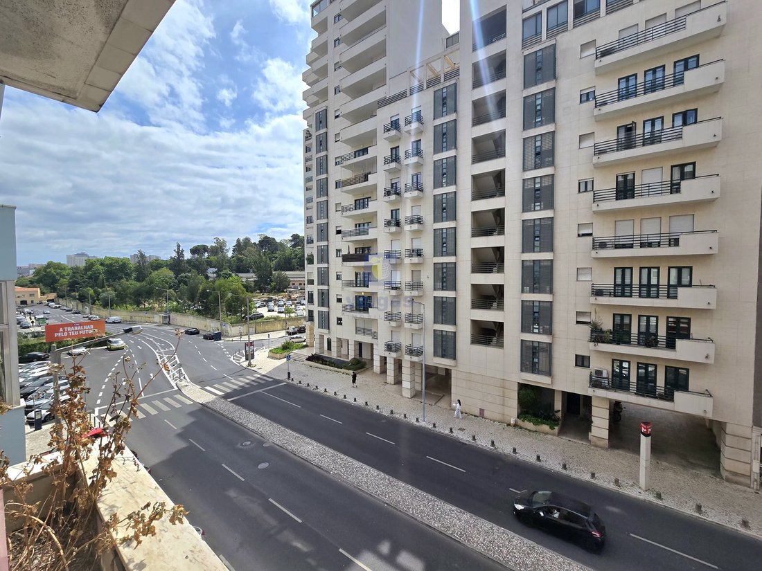 Apartment in Sao Domingos de Benfica, Lisbon, Portugal 5 - 17837876