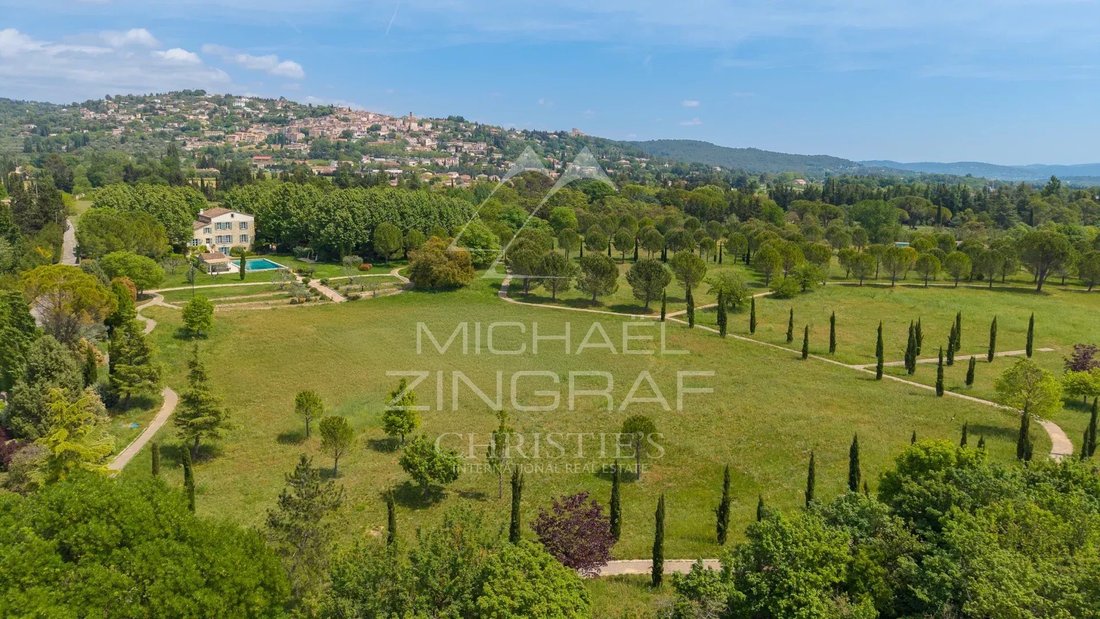 Estate in Fayence, Provence-Alpes-Côte d'Azur, France 1 - 17837340