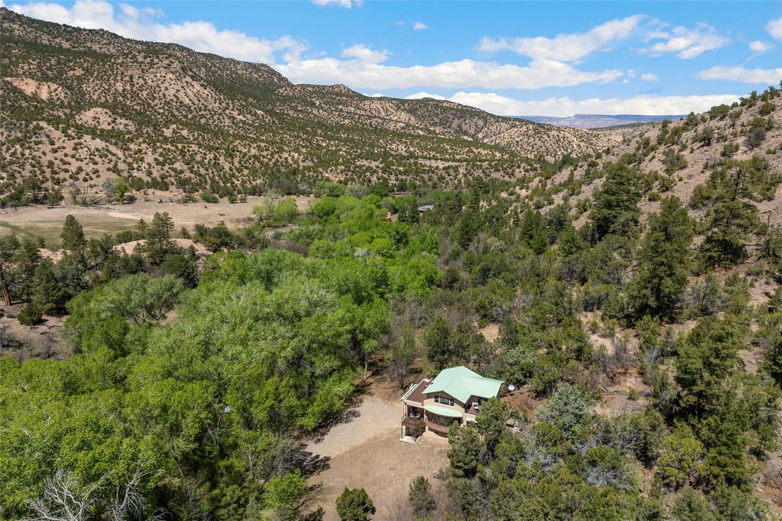 House in Cañones, New Mexico, United States 2 - 17837763
