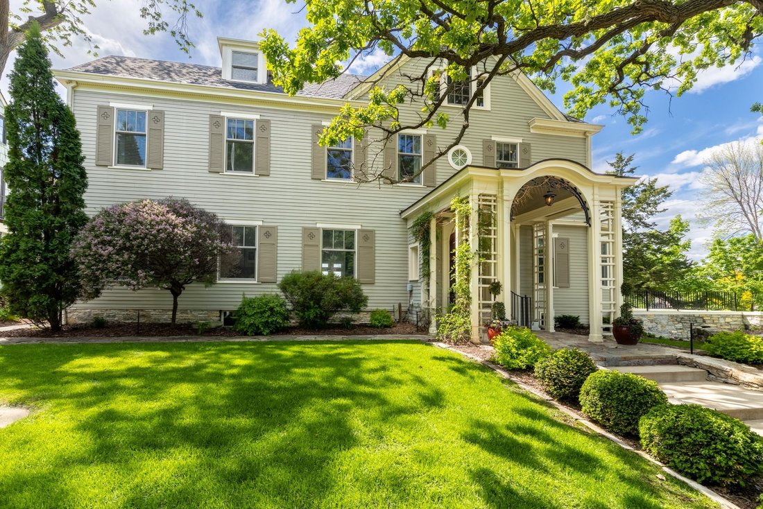 House in Minneapolis, Minnesota, United States 1 - 17837327