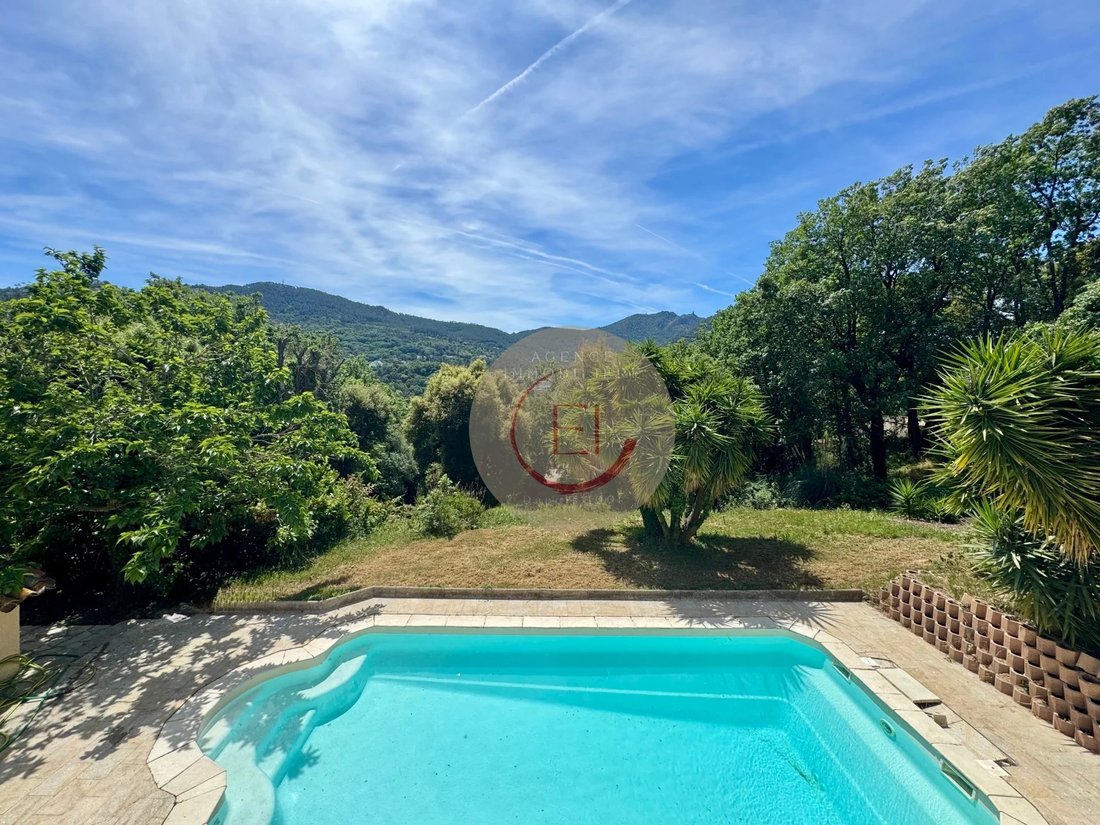 Villa in Les Adrets-de-l'Estérel, Provence-Alpes-Côte d'Azur, France 2 - 17772040