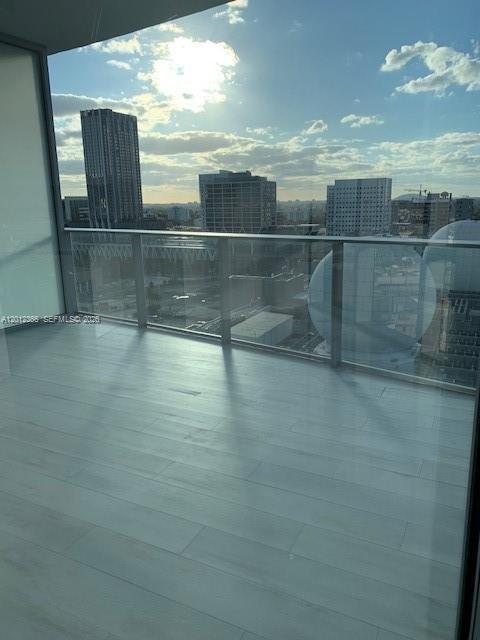 Condo in Miami, Florida, United States 4 - 17836419