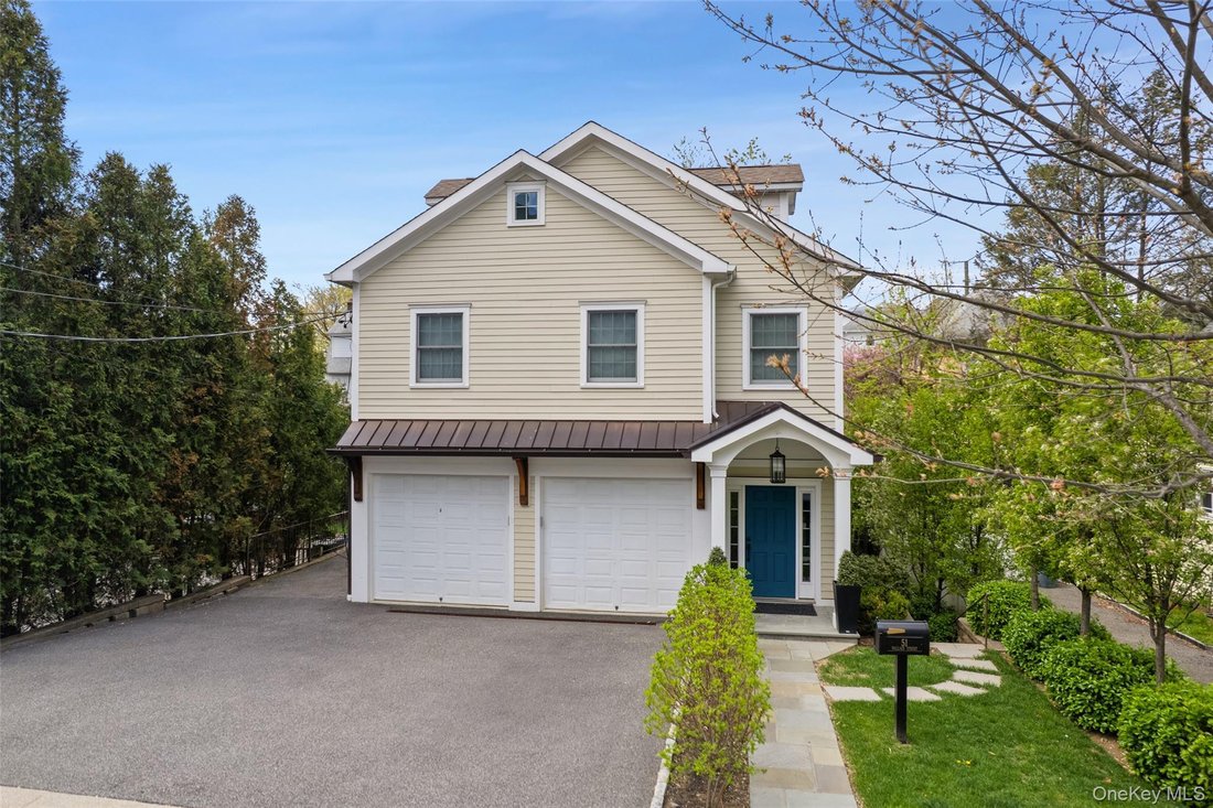 House in Tuckahoe, New York, United States 1 - 17836477