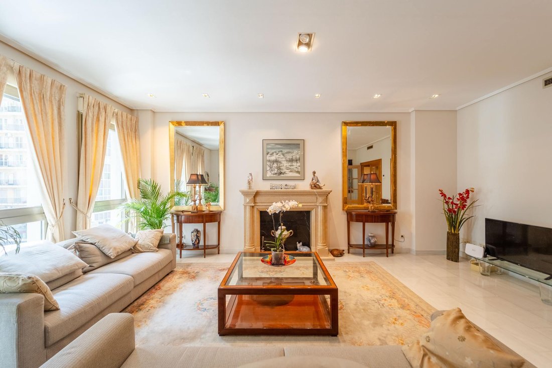 Apartment in Ciutat Vella, Valencia, Spain 1 - 17837080