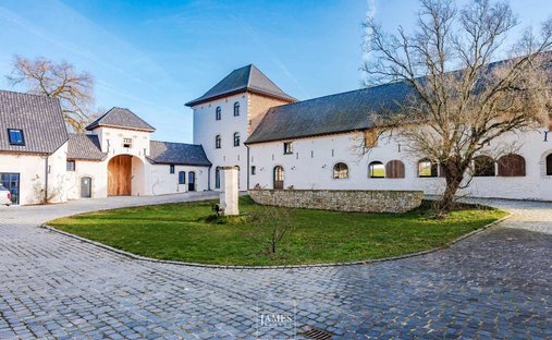 Maison à Incourt, Wallonie, Belgique 1