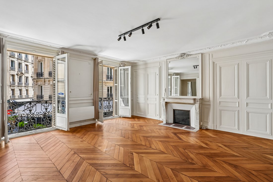 Apartment in Saint Philippe du Roule, Paris 8e Arrondissement, Paris 1 - 17094594
