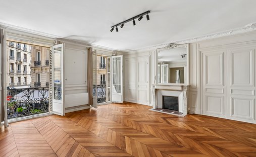 Apartment in Saint Philippe du Roule, Paris 8e Arrondissement, Paris 1