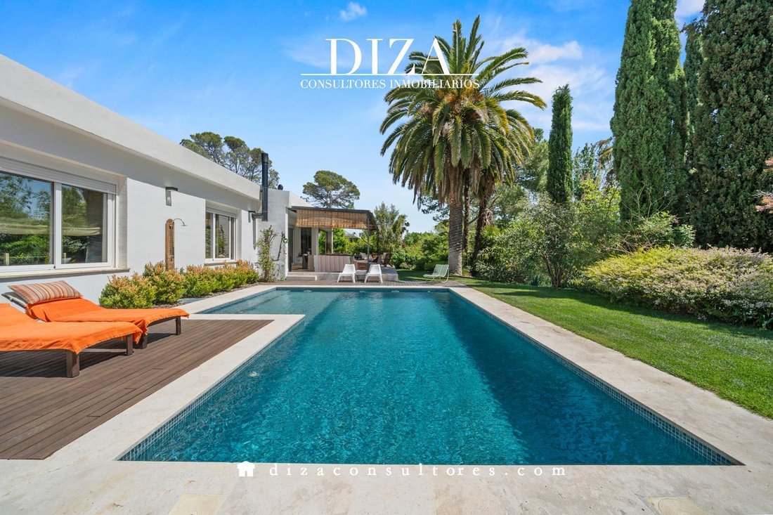 Villa in Somosaguas, Pozuelo de Alarcon, Comunidad de Madrid 4 - 17837435