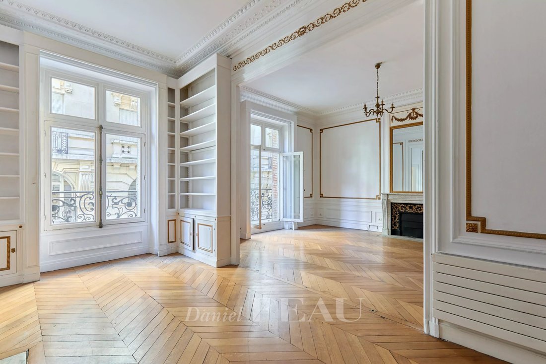 Apartment in Chaillot, Paris 16e Arrondissement, Paris 5 - 17837493