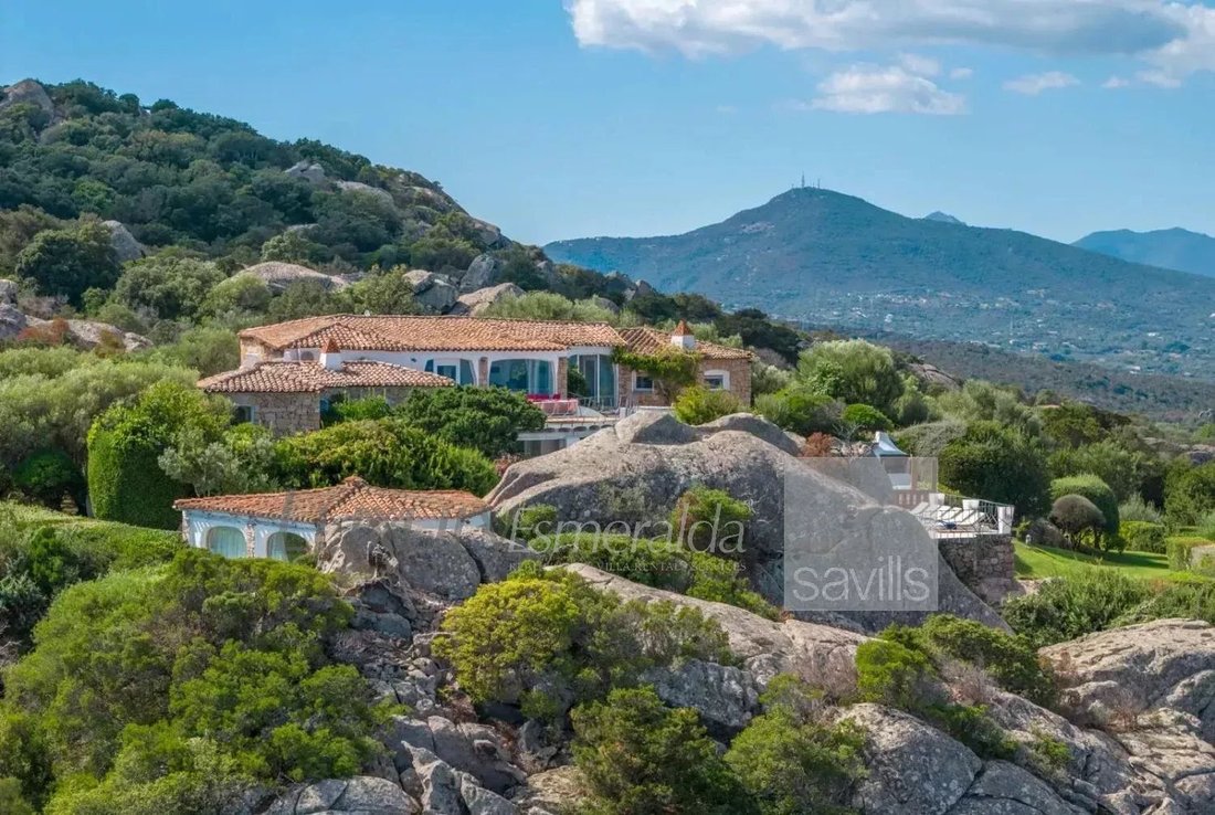 Villa in Rudalza, Olbia, Italy 2 - 17837357