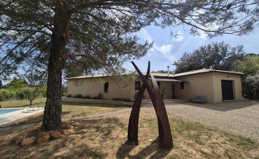 Villa in Cotignac, Provence-Alpes-Côte d'Azur, France 1