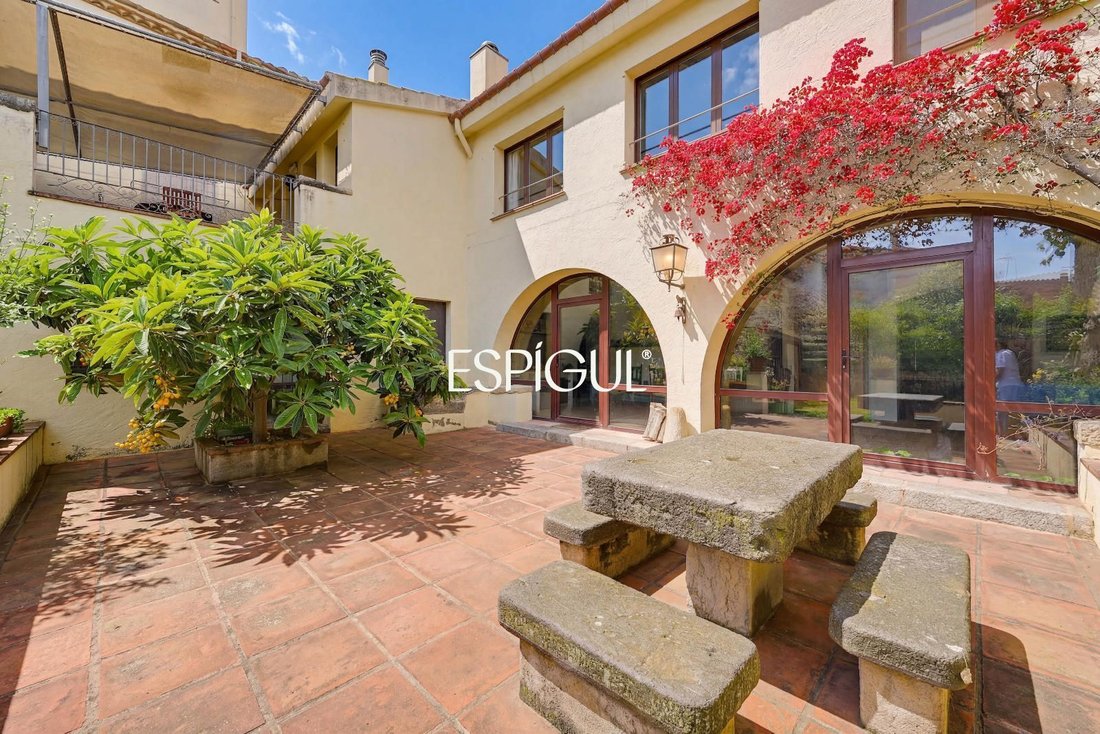 Villa in Torroella de Montgri, Catalonia, Spain 4 - 17836391
