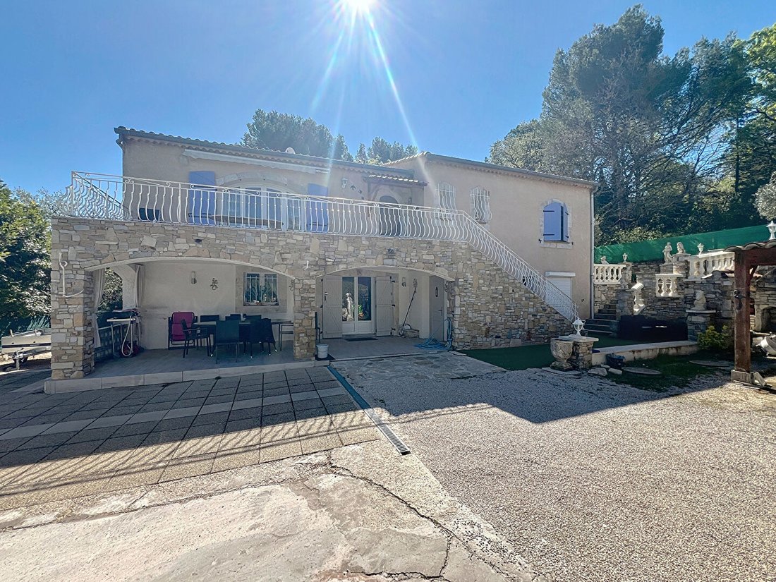Villa in Saint-Savournin, Provence-Alpes-Côte d'Azur, France 1 - 17837450