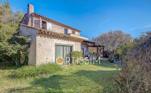 Villa in Plan de Noves, Vence, France 1