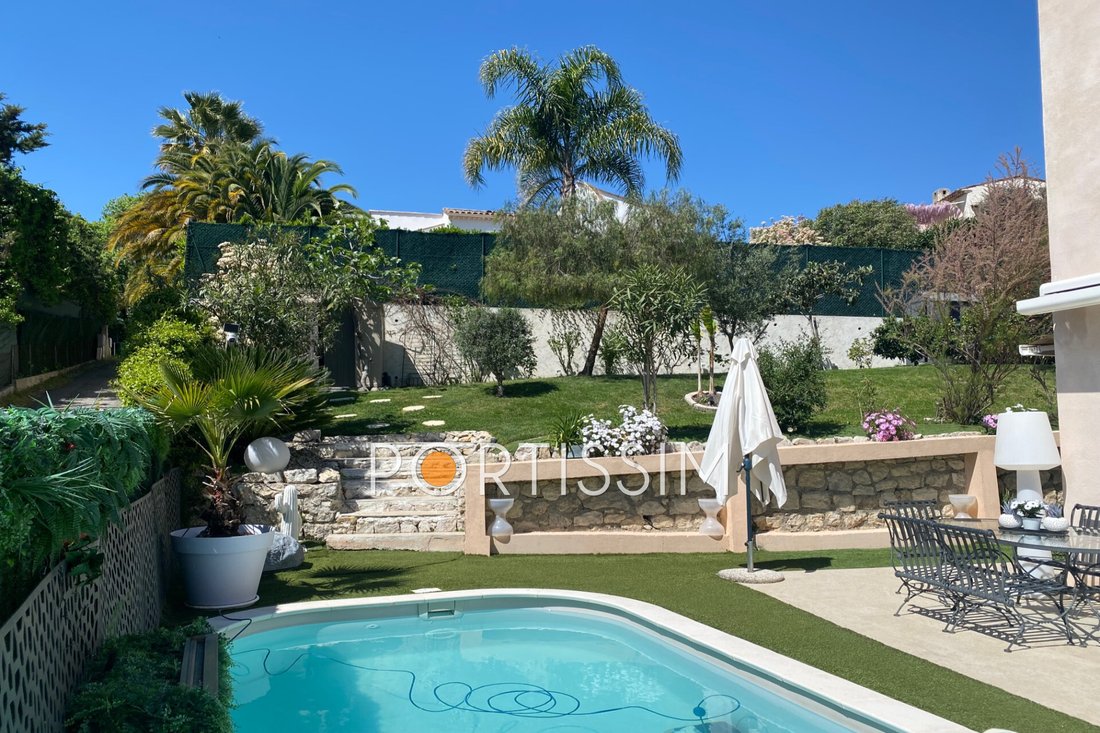 Villa in Centre du Village, La Colle-sur-Loup, France 5 - 17837070