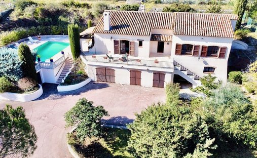 Villa in Nord, Peymeinade, France 1
