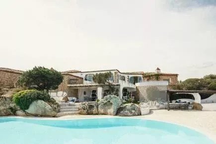 Villa in Rudalza, Olbia, Italy 4 - 17837357