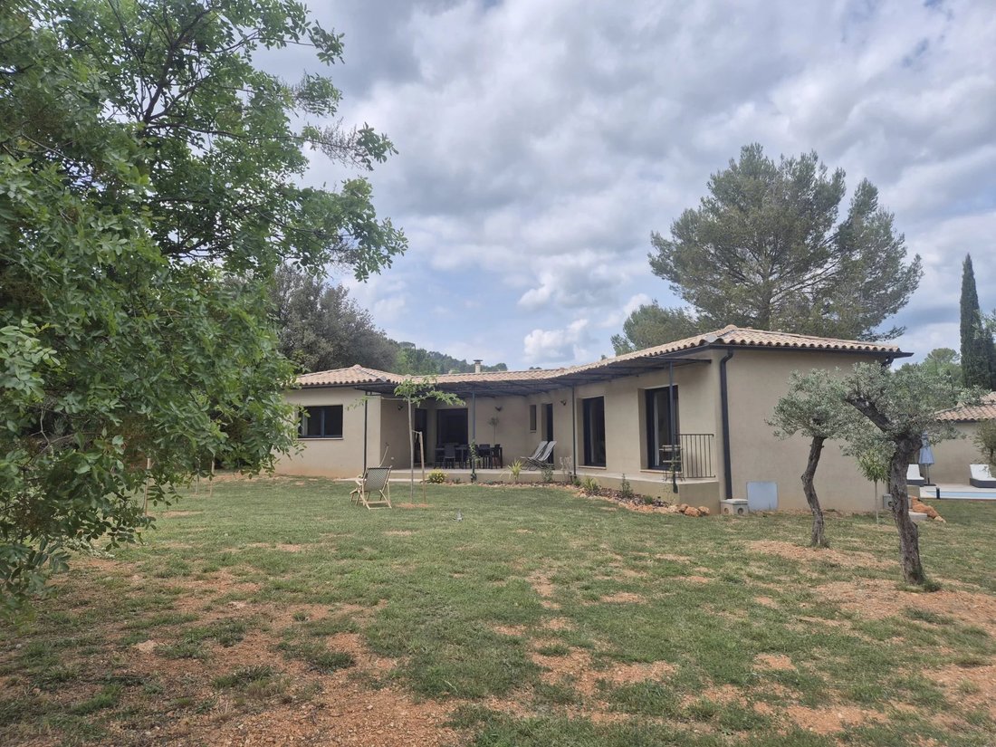 Villa in Cotignac, Provence-Alpes-Côte d'Azur, France 2 - 17837392
