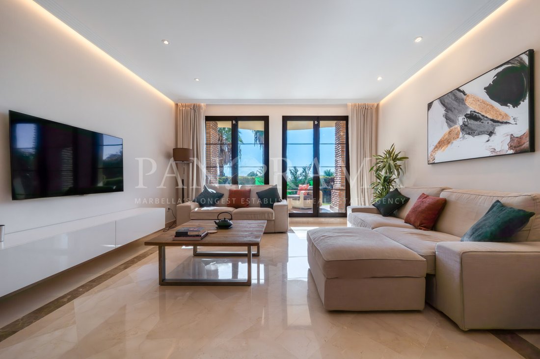 Apartment in Benahavis, Andalusia, Spain 2 - 17837389