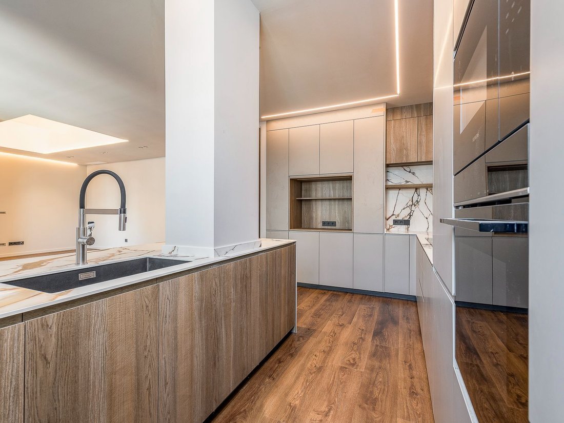 Apartment in Sarrià-Sant Gervasi, Barcelona, Spain 4 - 14314733