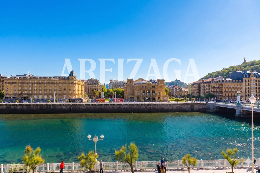 Apartment in Ipar-Ekialdea, Donostia-San Sebastian, Spain 1 - 15750364
