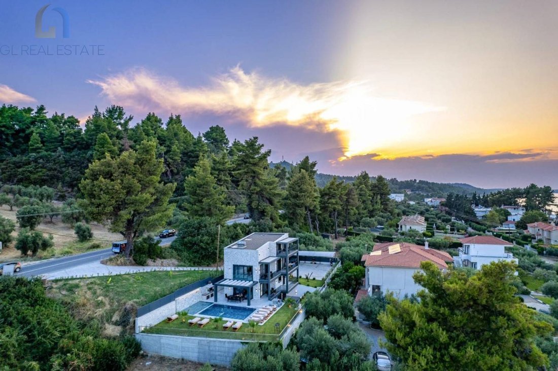 Villa in Pallini Municipal Unit, Macedonia and Thrace, Greece 4 - 17839653