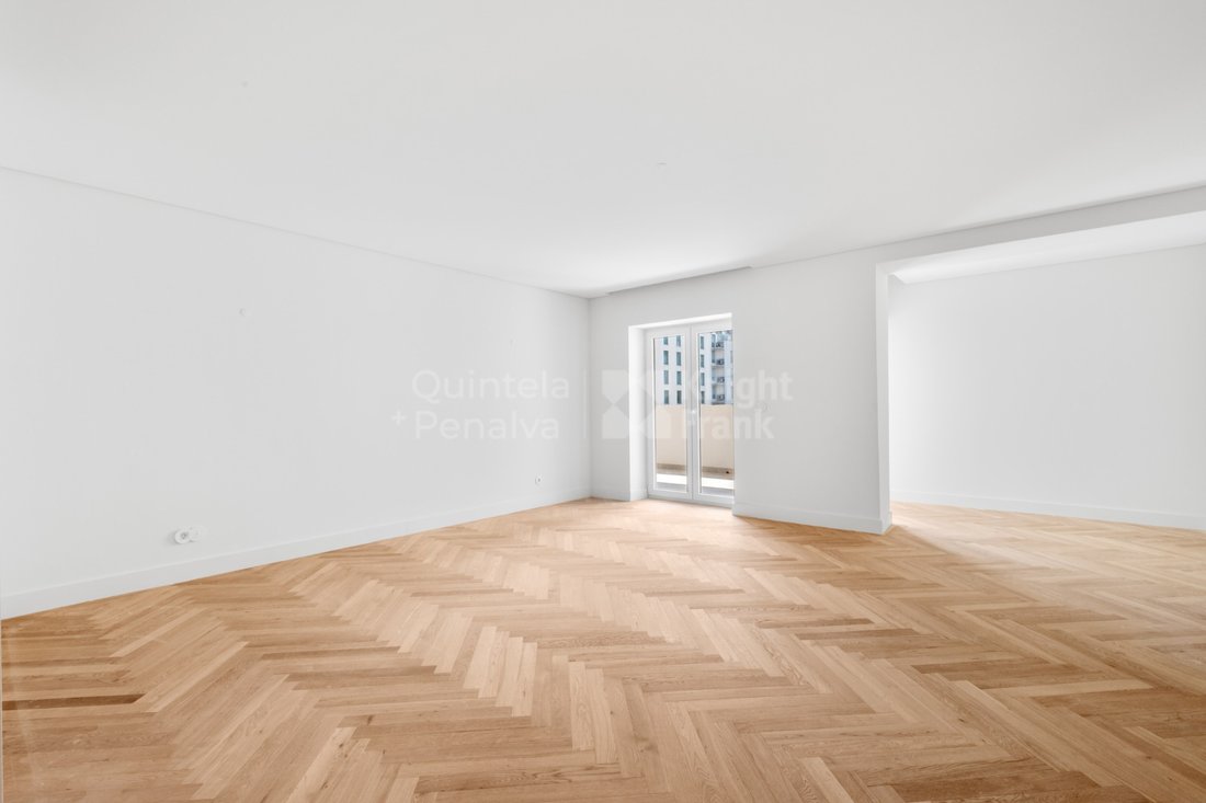 Apartment in Avenidas Novas, Lisbon, Portugal 3 - 17840064