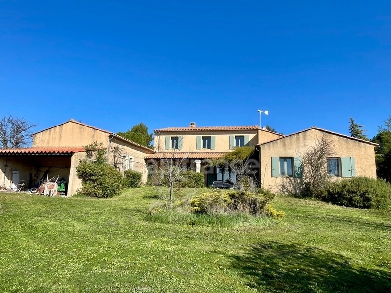 House in Saint-Saturnin-lès-Apt, Provence-Alpes-Côte d'Azur, France 2 - 17839929