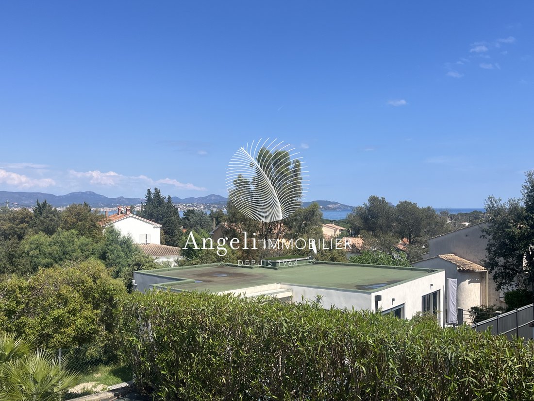 Villa in Frejus, Provence-Alpes-Côte d'Azur, France 3 - 17839615